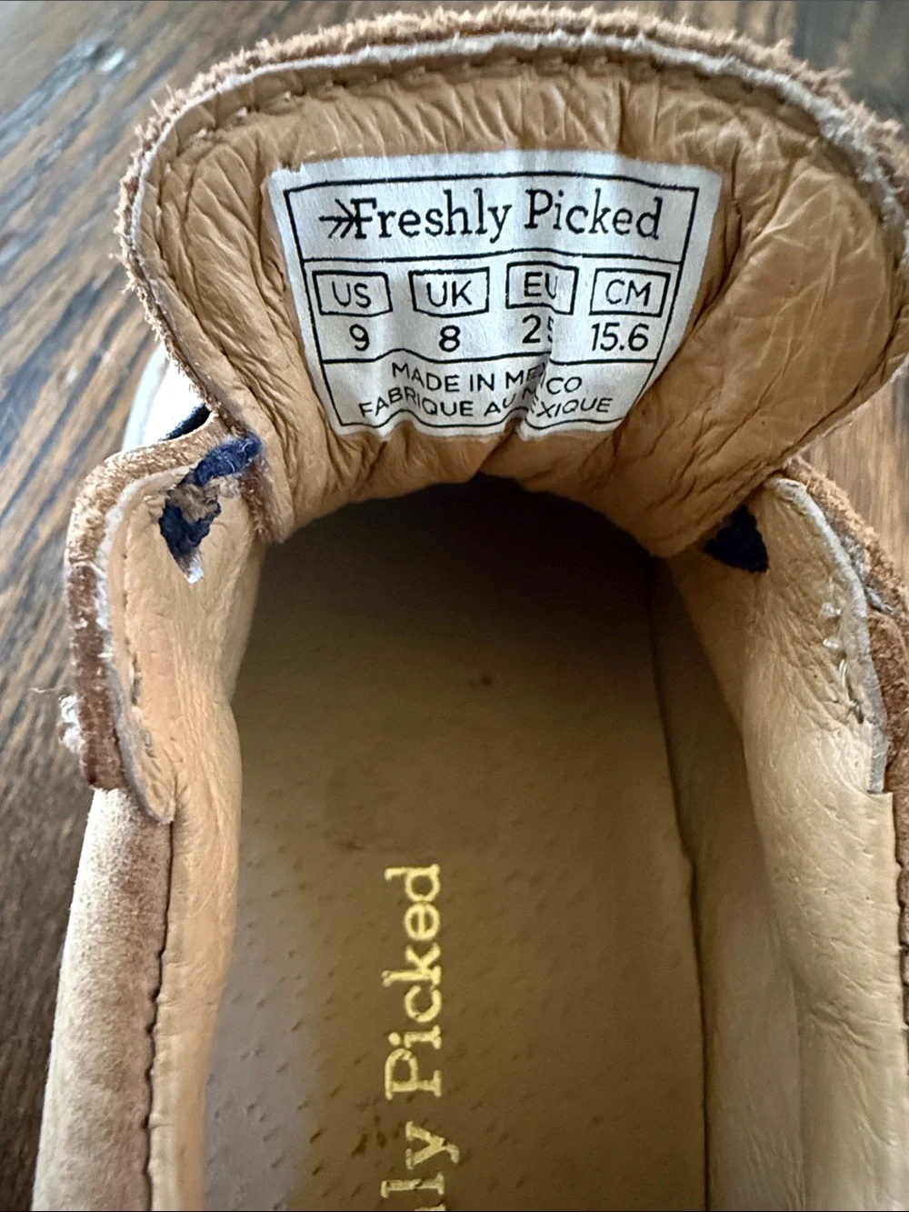 Freshly Picked Kids Leather Sneakers in Tan with Navy Elastic Laces